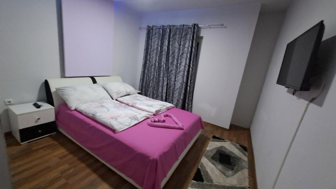 Apartmani Lana SJJ Exterior foto