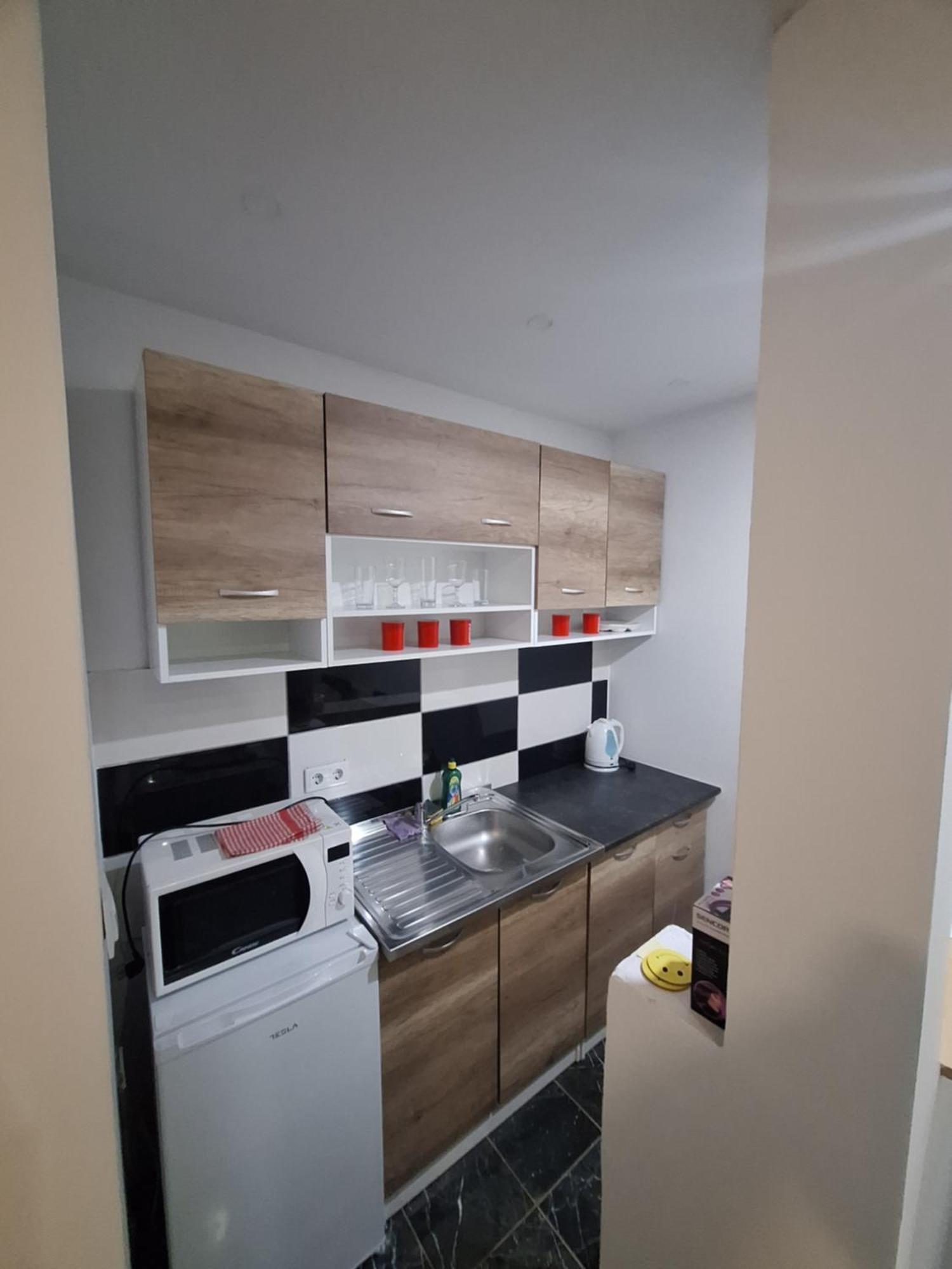 Apartmani Lana SJJ Exterior foto