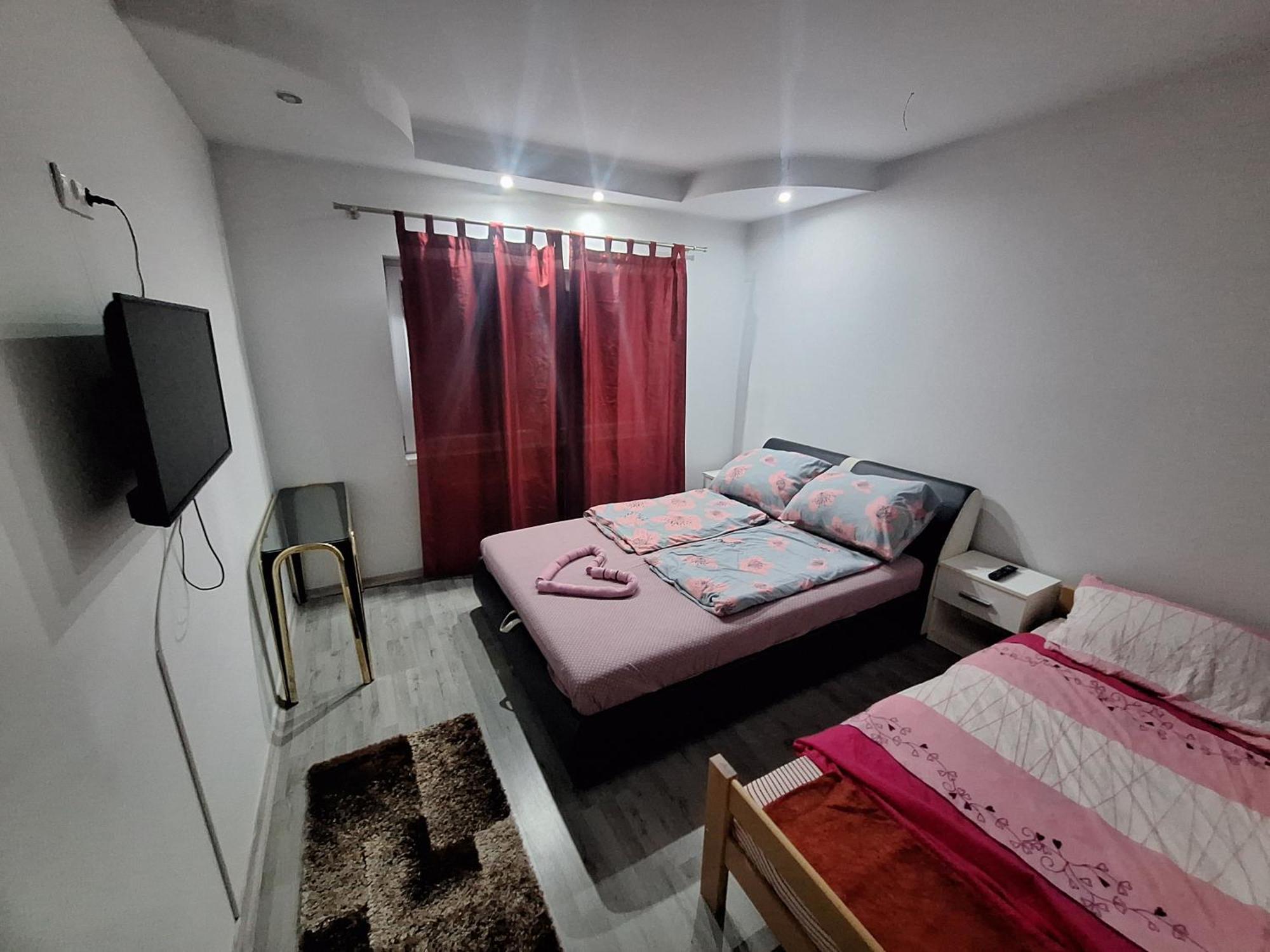 Apartmani Lana SJJ Exterior foto